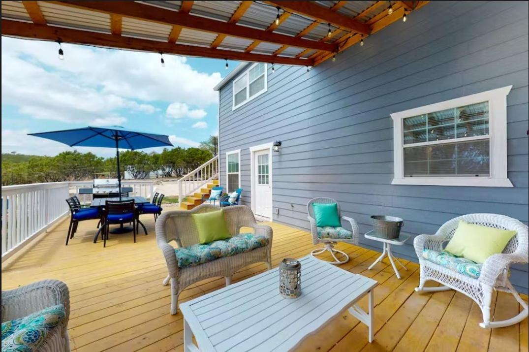 Blue Oasis In The Hill Country Hotell Kerrville Exteriör bild